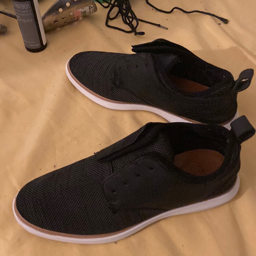 Sonoma shoes like new size 8